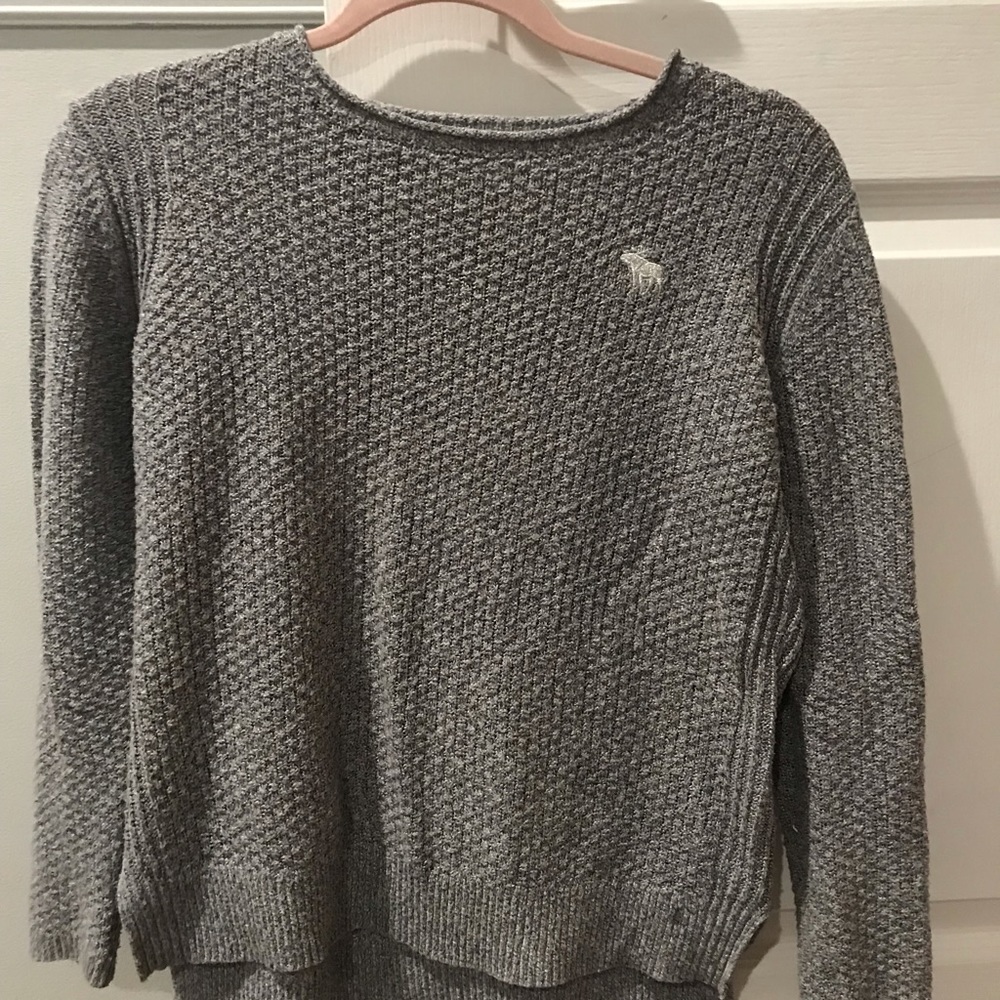 Abercrombie & Fitch sweater